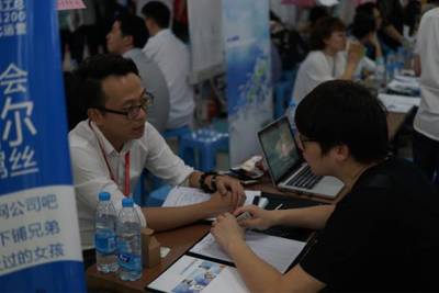 【學(xué)院新聞】周二人才市場之信息、計(jì)算機(jī)學(xué)院專場成功舉行