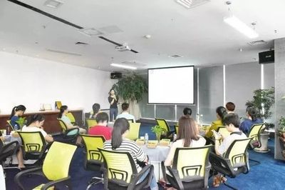 巾幗創(chuàng)新，數(shù)字賦能——樂(lè)愛(ài)眾創(chuàng)助力廈門集美區(qū)婦聯(lián)女性創(chuàng)業(yè)交流紀(jì)實(shí)